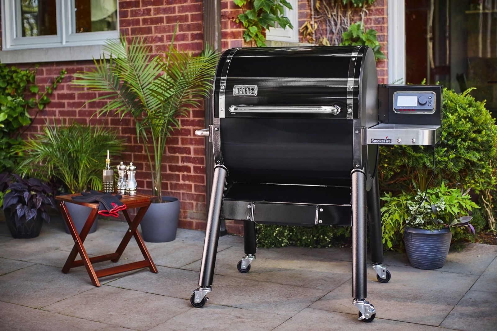 Weber SmokeFire Grill Lifestyle Image